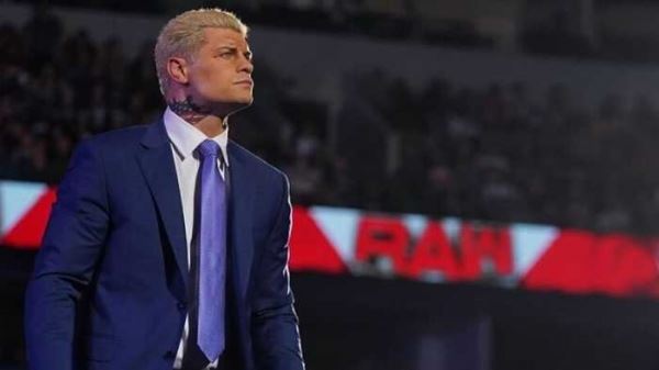 Коди Роудс тизерит смену дизайна титула в случае выигрыша чемпионства WWE